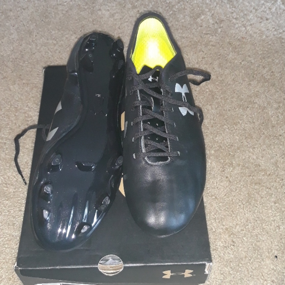 Under armour speedform FG soccer cleats